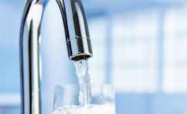 Mai mulți locuitori ai capitalei rămîn fără apă la robinet