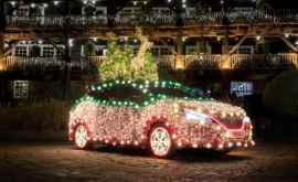 Nissan LEAF a făcut un pom de Crăciun