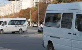 Primarul dă asigurări că tarifele pentru călătoriile în microbuze nu vor fi majorate