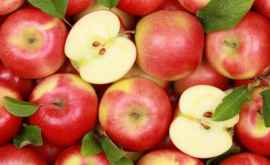 В Молдове снизились цены на яблоки 