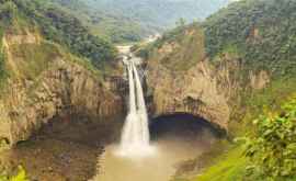 В Эквадоре исчез огромный водопад ФОТО