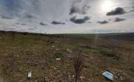 Dezastru ecologic la Țîpova Una din cele mai frumoase zone din Moldova plină de gunoi FOTO