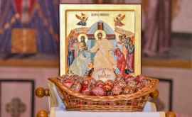 De Paște sfințitul cozonacilor și a ouălor roșii în biserică sau în curtea bisericii interzis