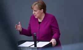 Меркель опасается рисков слишком раннего снятия ограничений