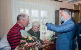 Igor Dodon a felicitat un veteran din Șoldănești cu 75 de ani de la Marea Victorie 