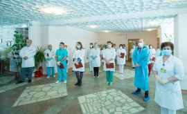 Angajații spitalelor au salutat inițiativa șefului statului de a le dubla salariile