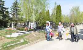 Cum vor activa cimitirele din Chișinău în perioada 5 9 iunie