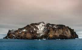Ученые выяснили почему Западная Антарктида тает быстрее чем Восточная