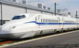 В Японии ввели в эксплуатацию новую уникальную модель поезда ВИДЕО