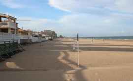 Десятки пляжей в Испании были закрыты