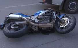 Еще одна авария в столице с участием мотоциклиста ФОТО