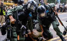 В Гонконге на протестах произошли cотни задержаний