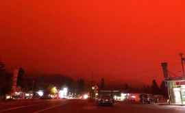 Лесные пожары в Орегоне города окутаны красной мглой ВИДЕО 