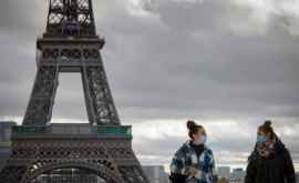 В столице Франции вводят новые ограничительные меры