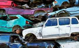 Locuitorii Moldovei bat alarma importul mașinilor vechiun dezastru pentru țară