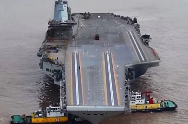 China: 'Fujian', al treilea şi cel mai modern portavion, începe testele pe mare