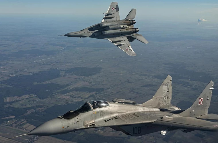 Polonia șia ridicat avioanele de luptă în aer din cauza atacului asupra Ucrainei
