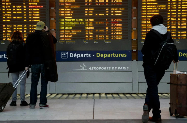 Grevărecord în Franța Sînt așteptate numeroase anulări de zboruri