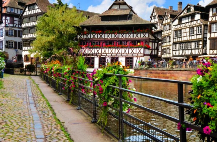 ЮНЕСКО назначает Страсбург Всемирной столицей книги