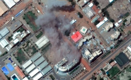 Автомобили американских дипломатов попали под обстрел в Судане