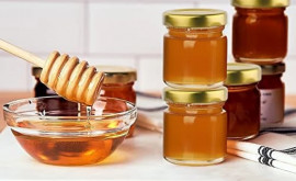 Etichete cu țara de origine pe borcanele cu miere noi reguli impuse de UE