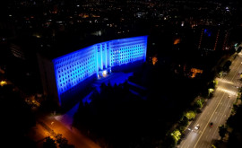 Clădirea Parlamentului a fost iluminată în această seară în culorile drapelului Uniunii Europene