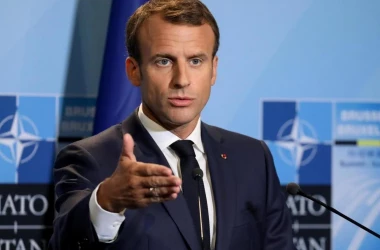 Parisul își dorește un NATO european