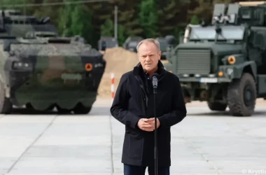 Premierul Poloniei anunţă construcţia unor fortificaţii la frontiera de est